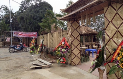  Làm nhà bằng tre